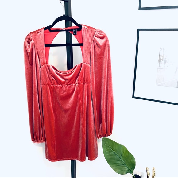 💚2 for $30💚 Pink Velvet Mini - Picture 3 of 9